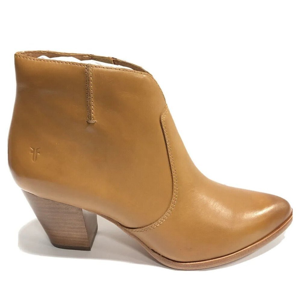 Frye Women’s Jennifer Boot Cognac Leather Size 9.5 M